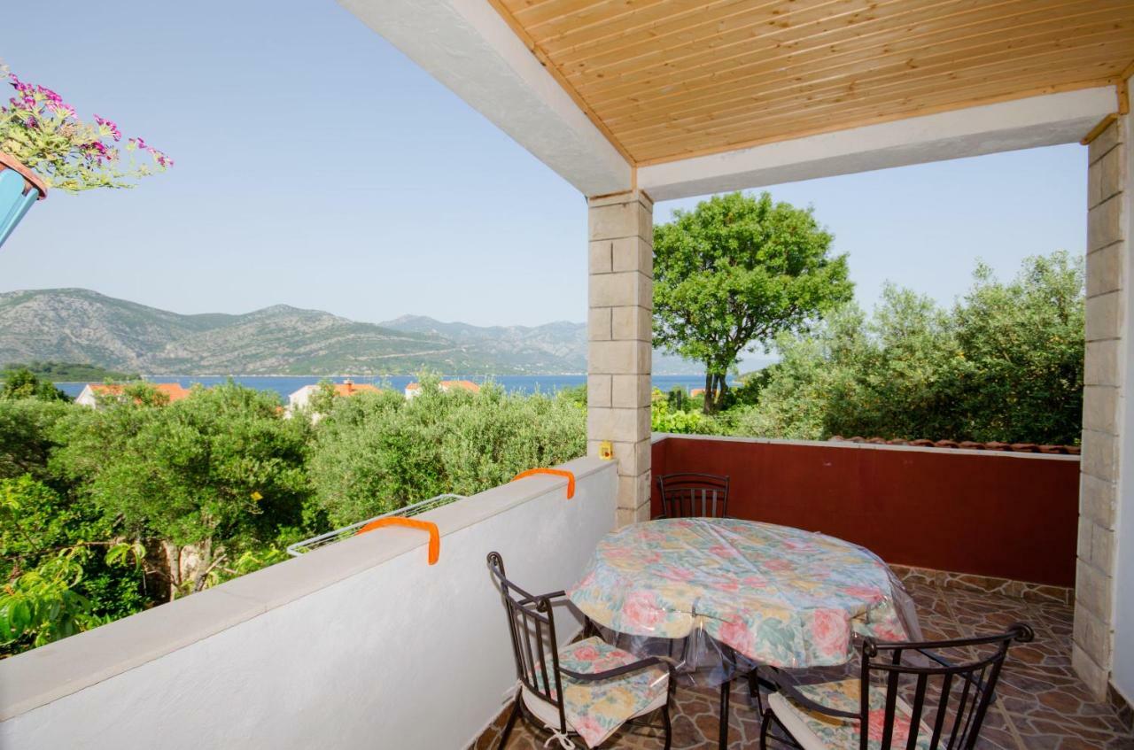 Apartment Slavka Račišće Exterior foto